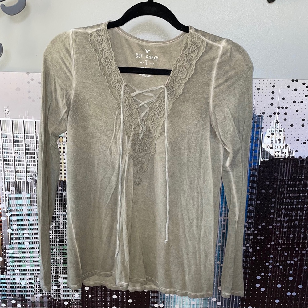 3 for $15//AEO Olive Green Soft & Sexy Long Sleeve Top